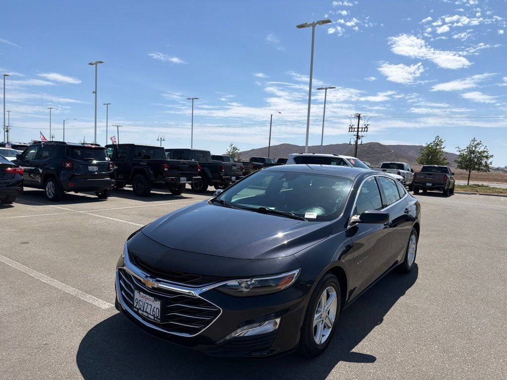 Used 2023 Chevrolet Malibu LT FWD image 4