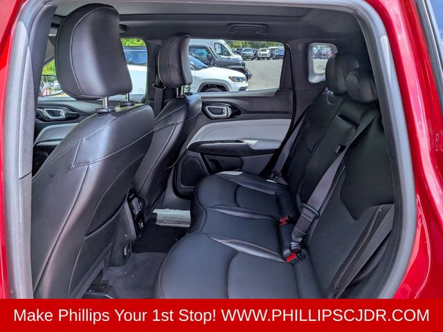 Used 2023 Jeep Compass Limited w/ Sun and Sound Group AWD/4WD image 13