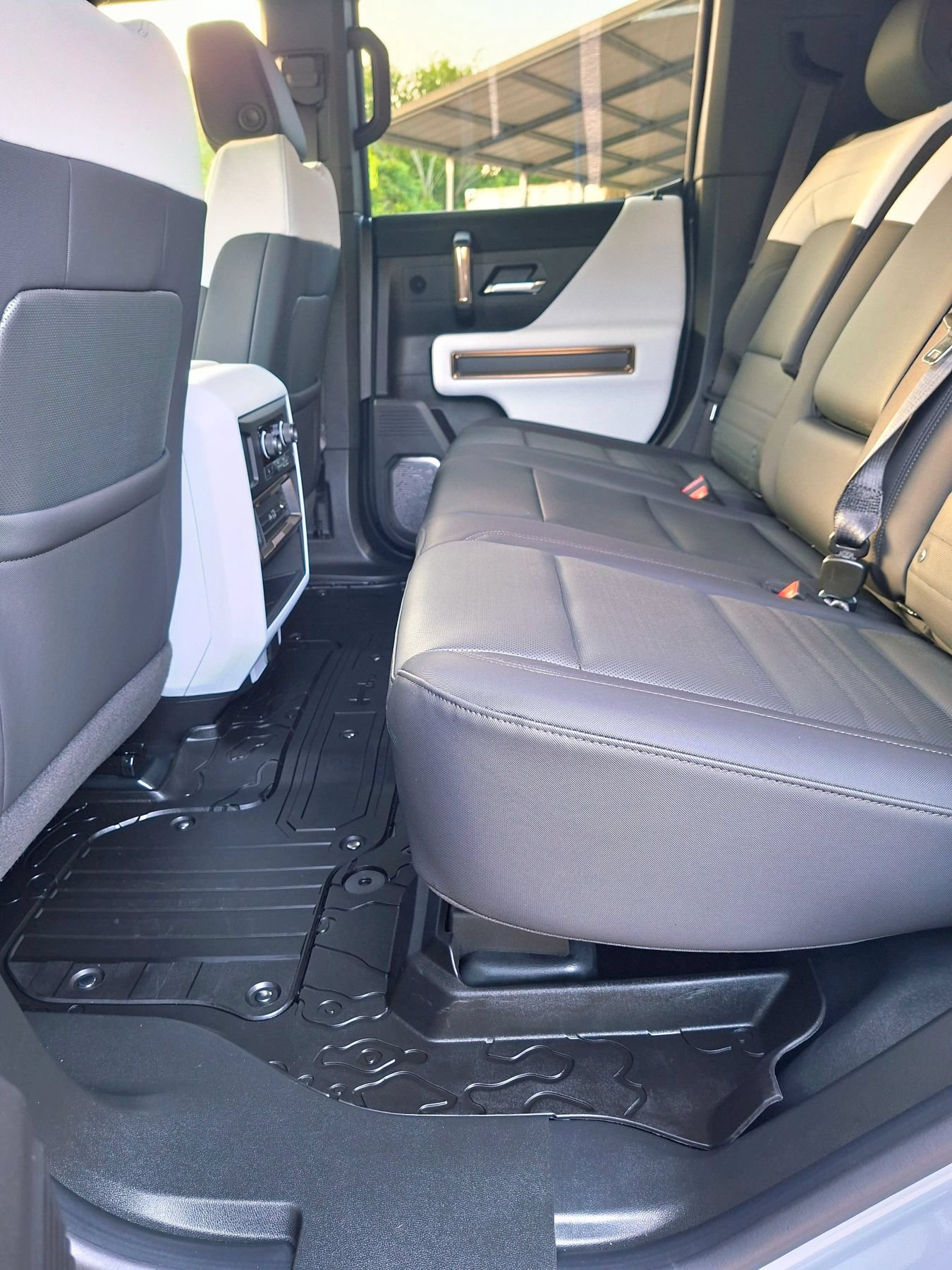 Used 2025 GMC Hummer EV 2X AWD/4WD image 12