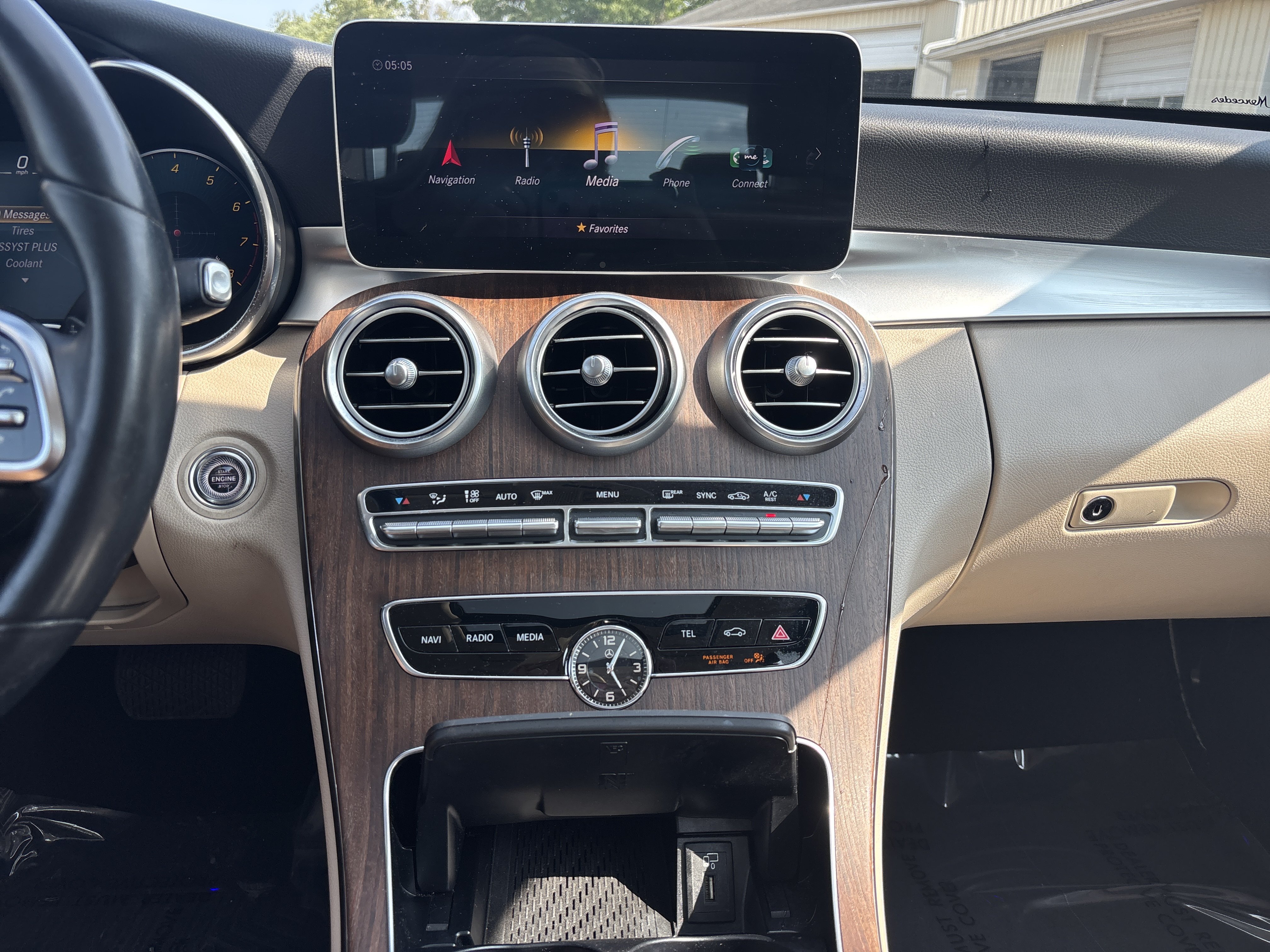Used 2020 Mercedes-Benz C 300 4MATIC Sedan w/ Premium Package image 20