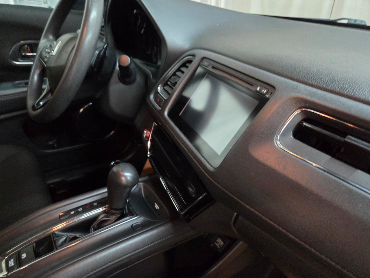Used 2018 Honda HR-V EX image 23