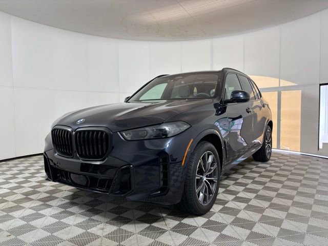 Certified 2024 BMW X5 xDrive40i w/ M Sport Package image 3