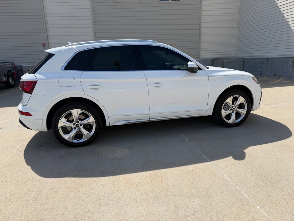 Used 2021 Audi Q5 2.0T Premium Plus w/ Premium Plus Package image 8