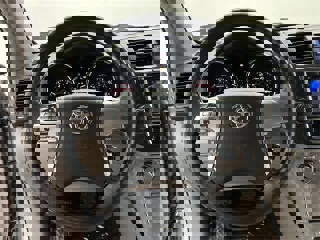 Used 2013 Toyota Highlander Plus image 7