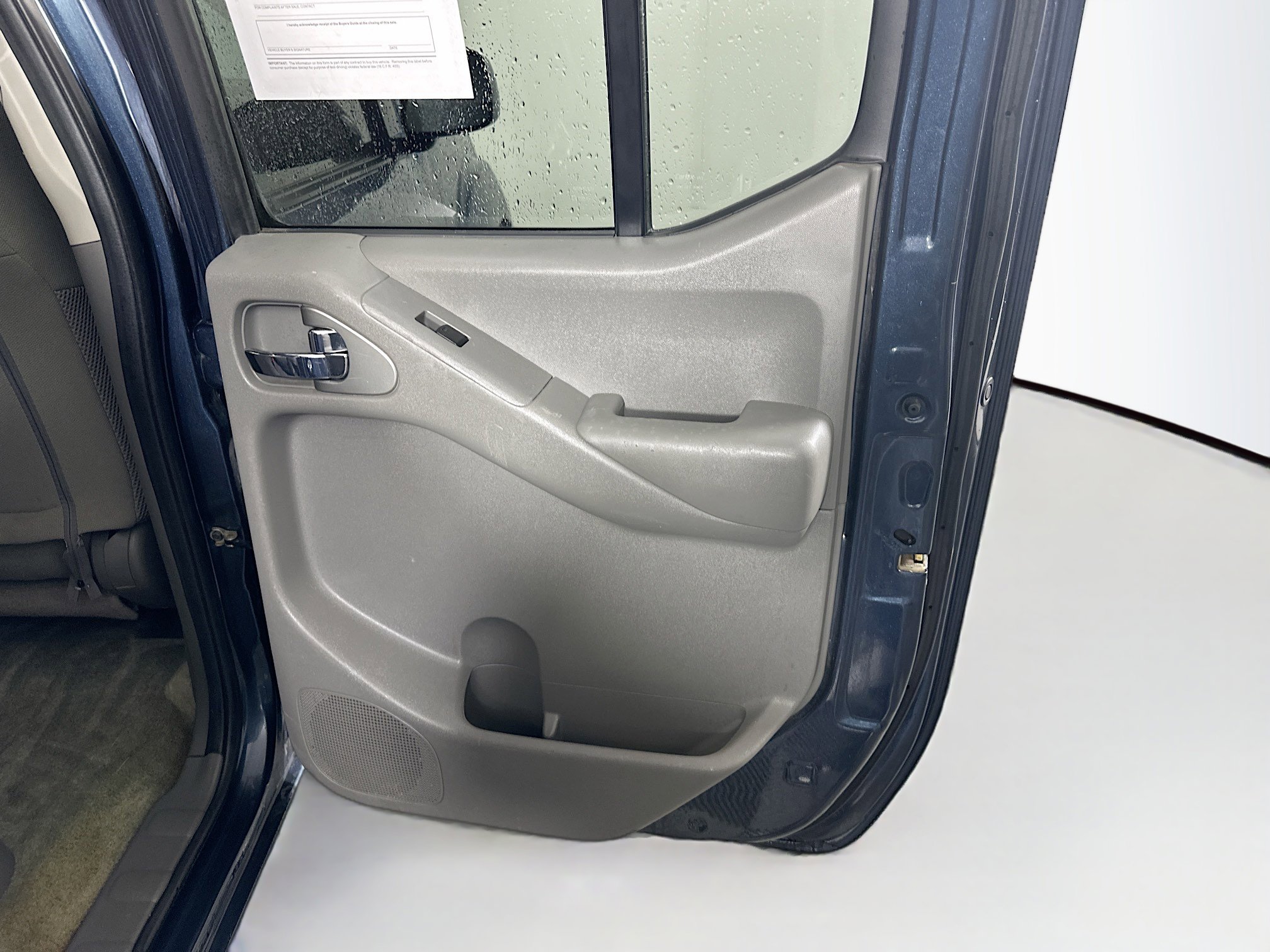 Used 2018 Nissan Frontier SV w/ Value Truck Package RWD image 27