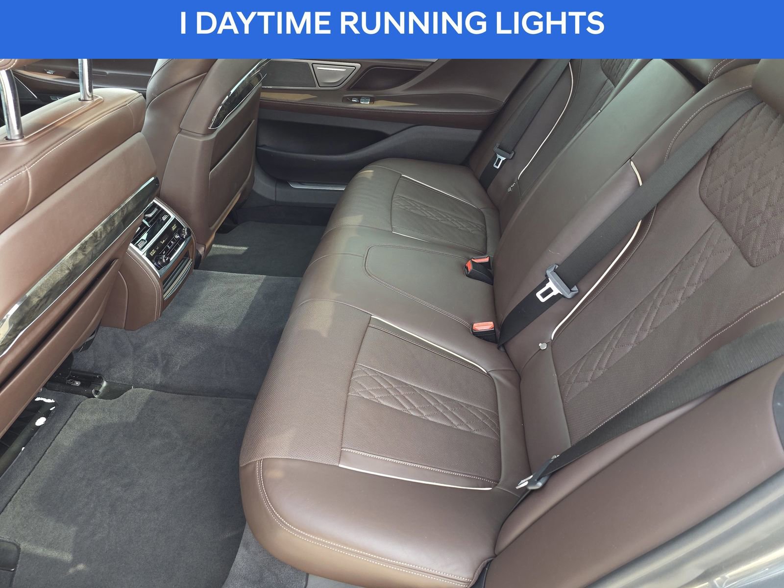 Used 2017 BMW 740i image 17