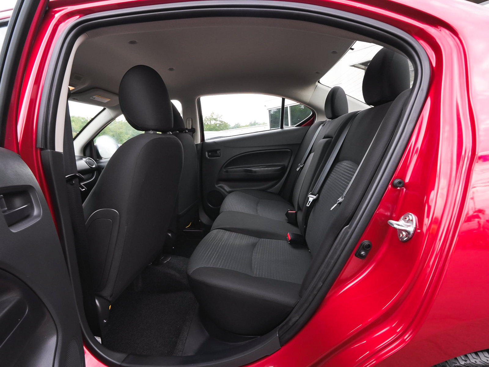 Used 2024 Mitsubishi Mirage G4 ES FWD image 33