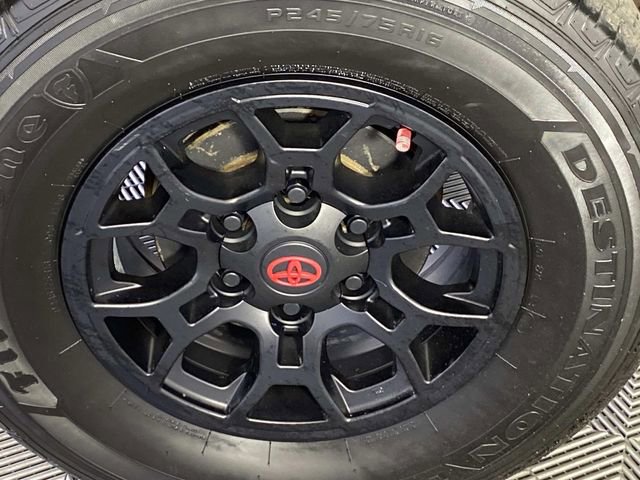 Used 2023 Toyota Tacoma SR5 w/ SX Package image 29