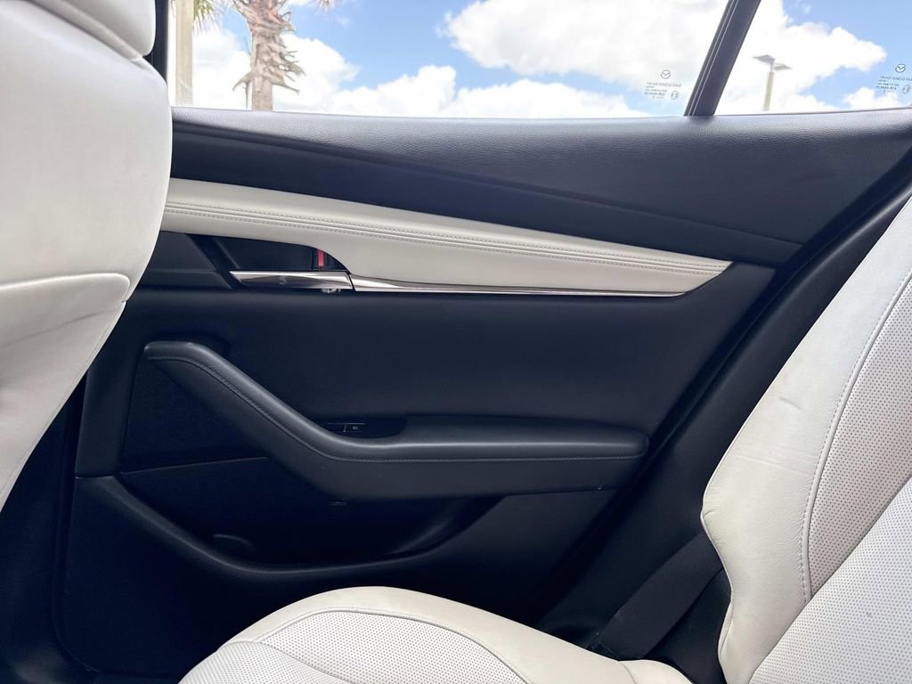 Used 2019 MAZDA MAZDA3 Sedan w/ Premium Package image 17