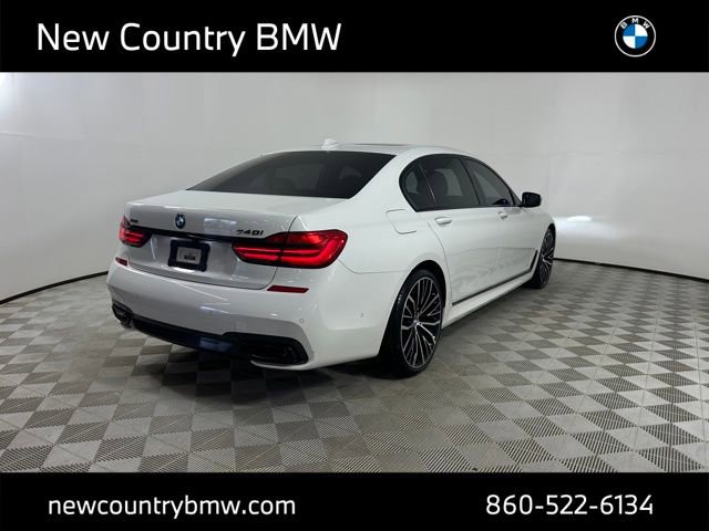 Used 2019 BMW 740i xDrive w/ Executive Package image 7