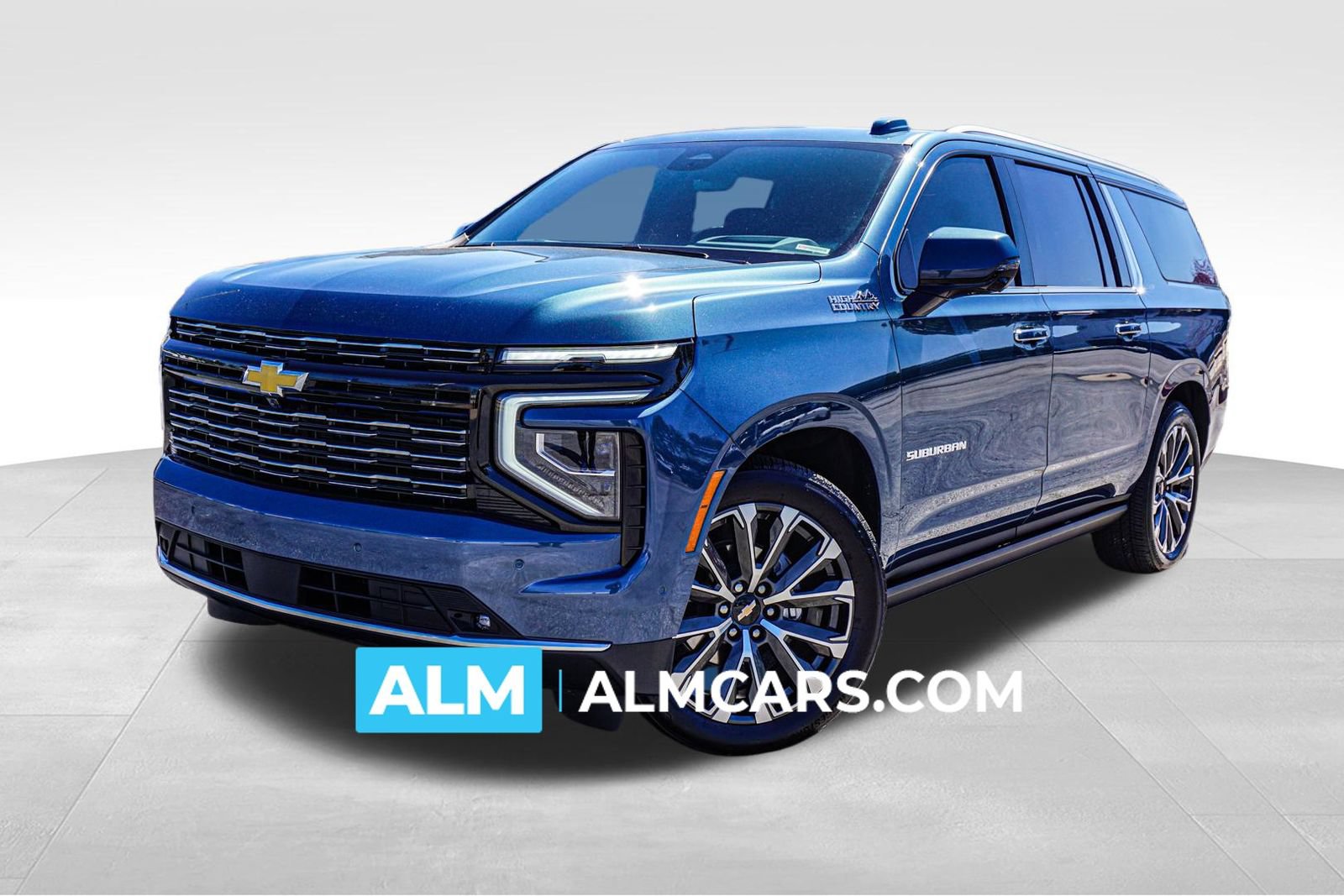 Used 2025 Chevrolet Suburban High Country AWD/4WD image 1