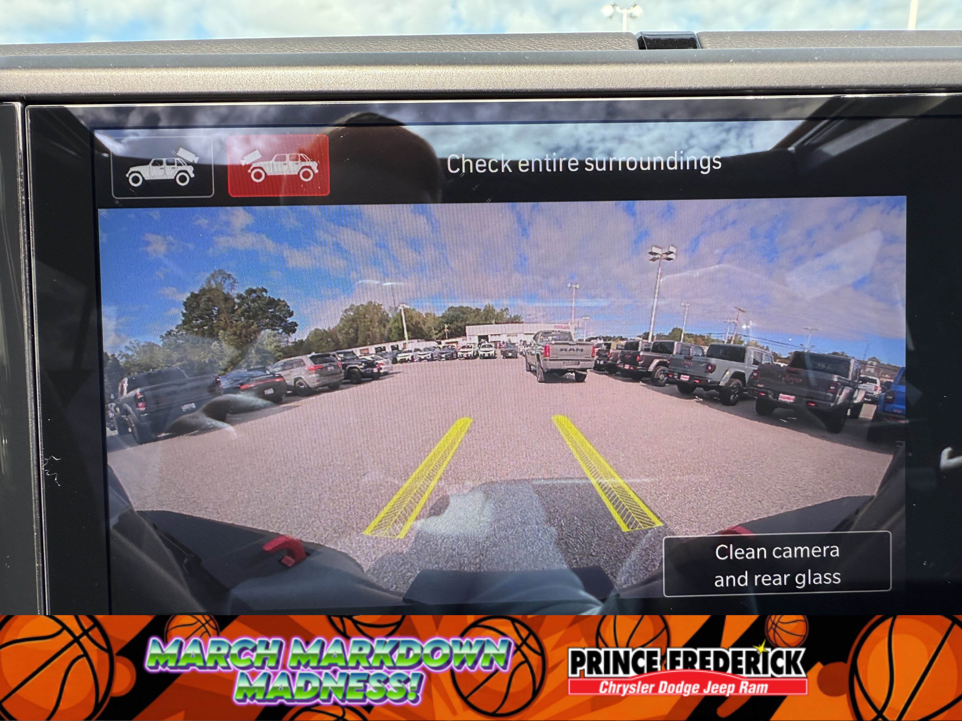 New 2025 Jeep Wrangler Unlimited Rubicon w/ Convenience Group image 26