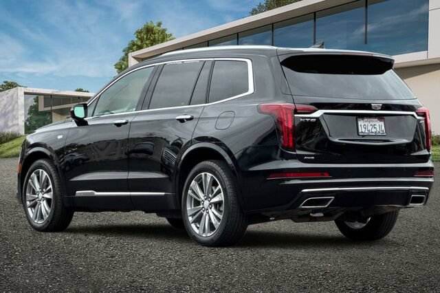Used 2024 Cadillac XT6 Premium Luxury AWD/4WD image 6