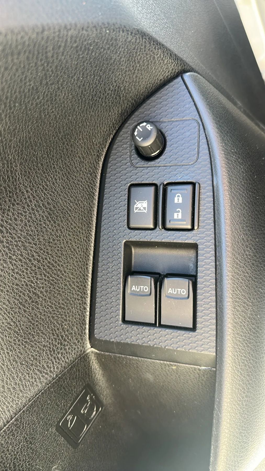 Used 2013 Subaru BRZ Premium w/ Popular Pkg 1A image 28