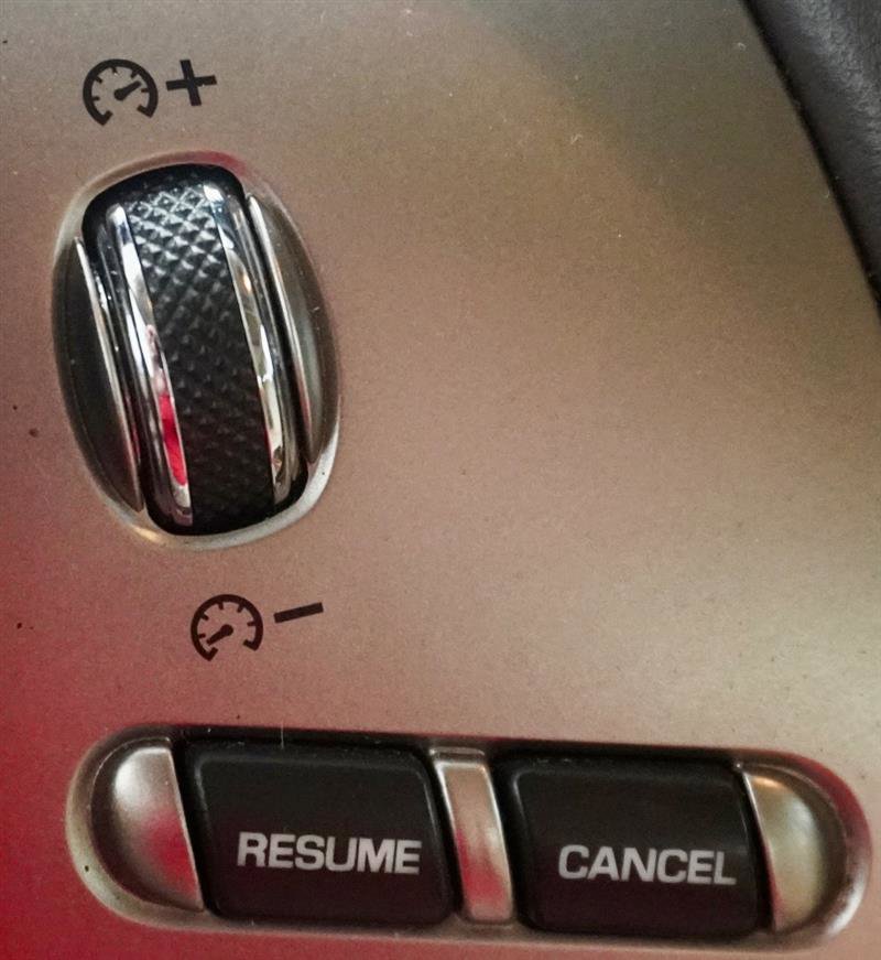 Used 2009 Jaguar XF Luxury image 23