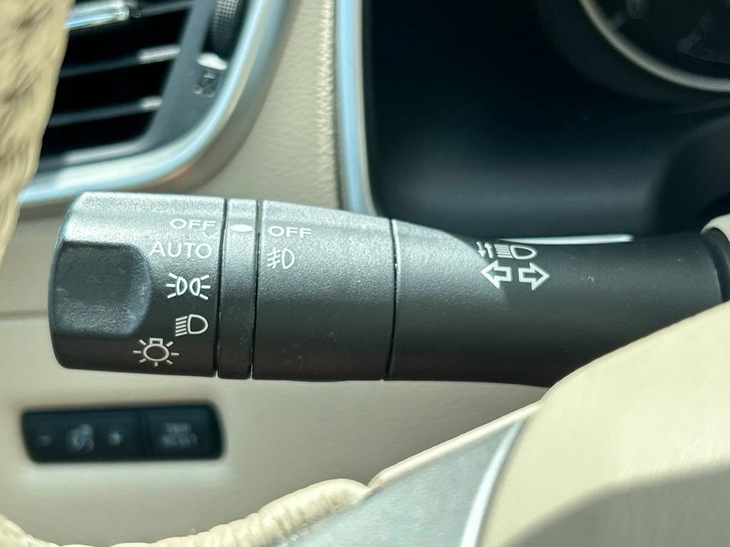 Used 2016 Nissan Murano Platinum w/ Platinum Technology Package FWD image 29