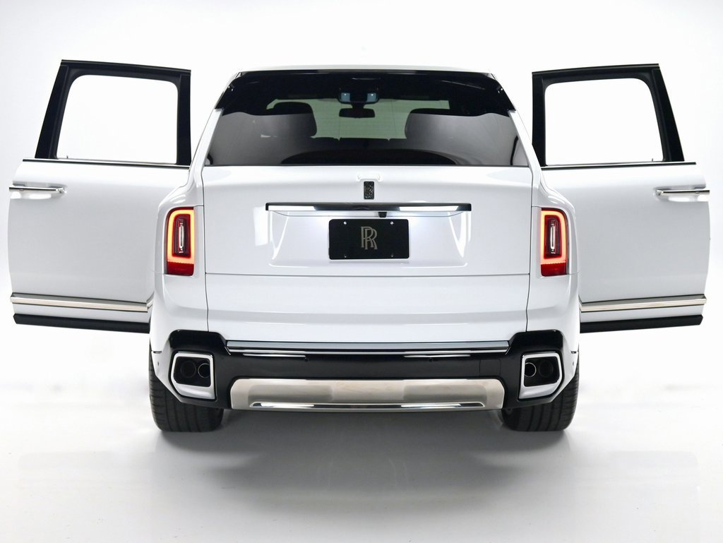 New 2025 Rolls-Royce Cullinan image 19