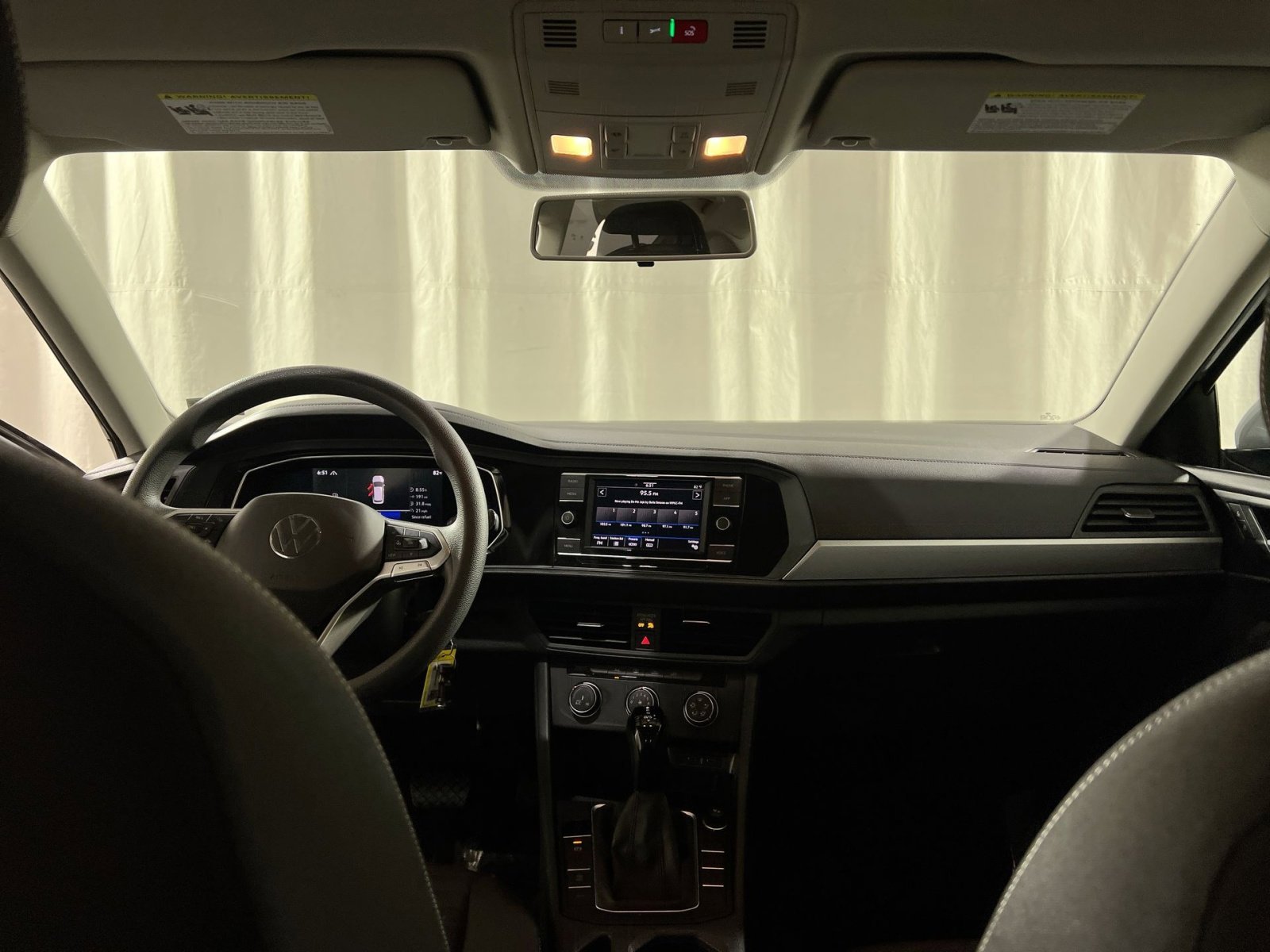 Used 2022 Volkswagen Jetta S image 17