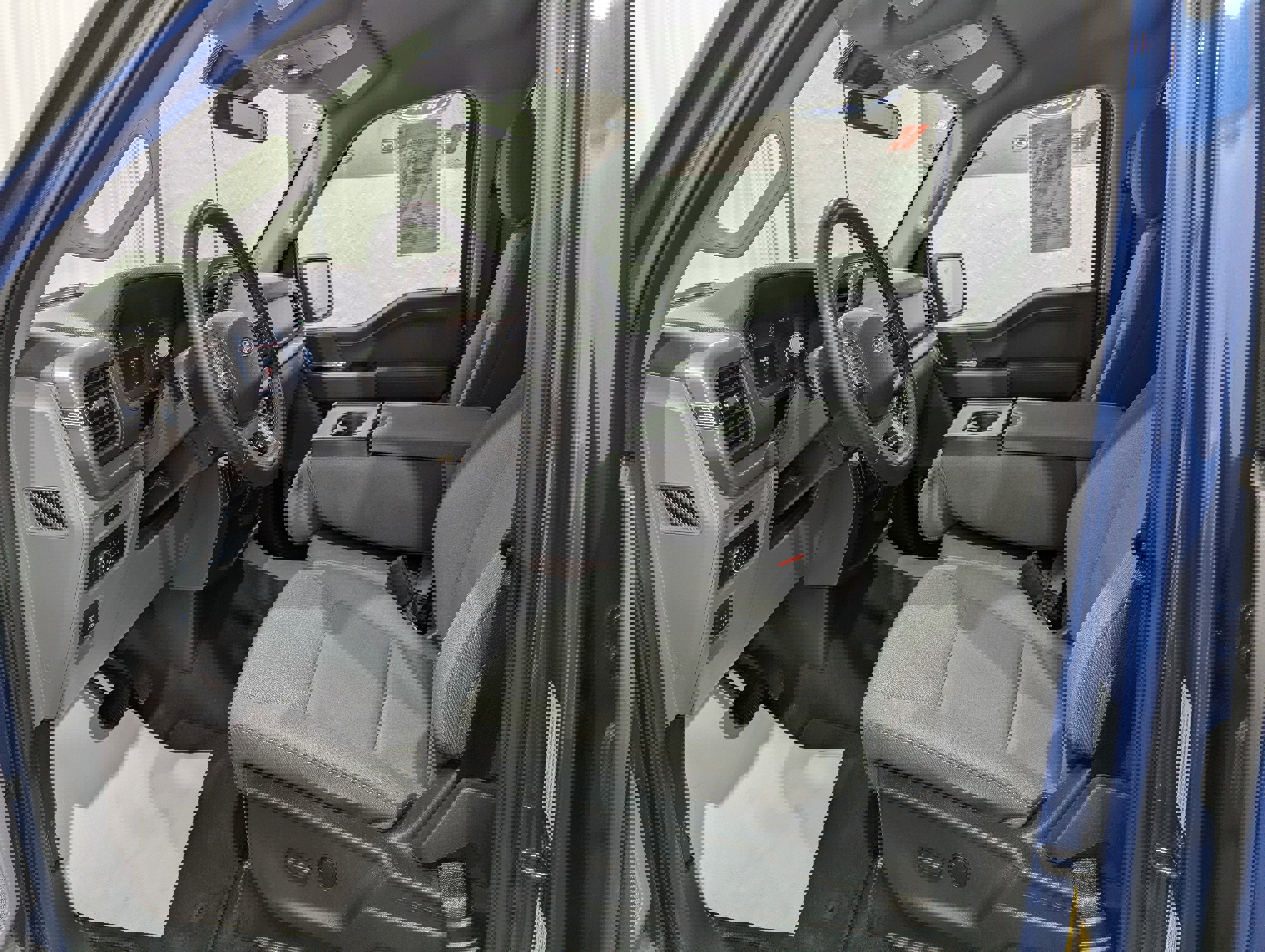 Used 2025 Ford F150 XLT w/ Equipment Group 301A Standard image 13