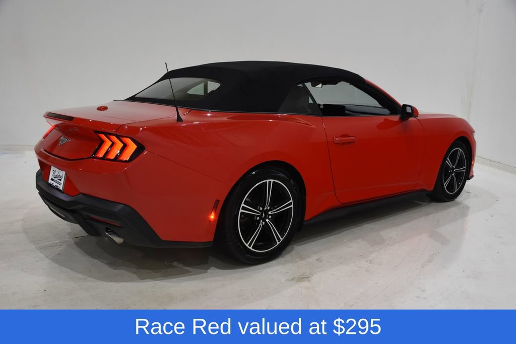 Used 2024 Ford Mustang Convertible image 4