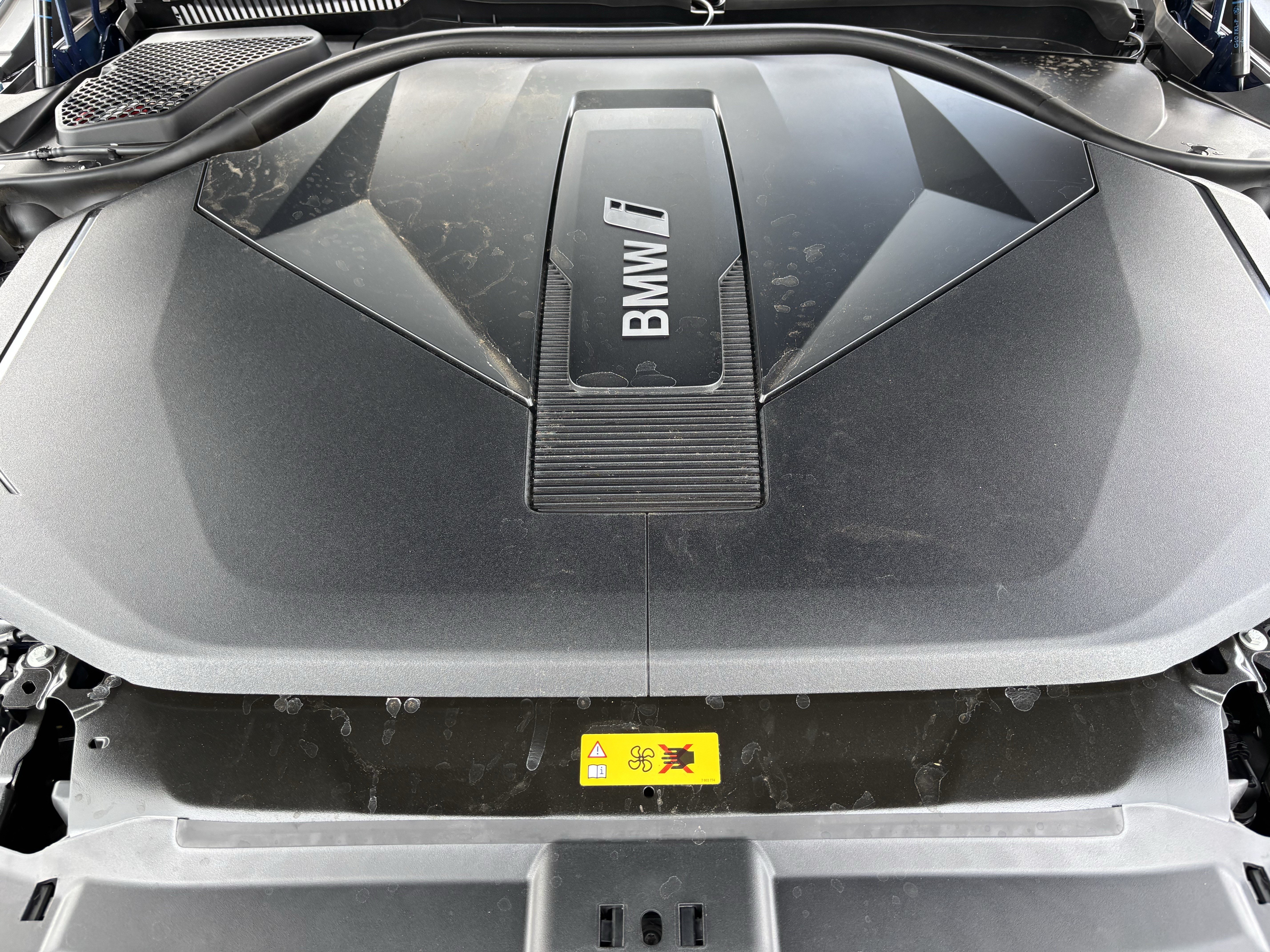 Used 2024 BMW i5 eDrive40i w/ Convenience Package RWD image 36