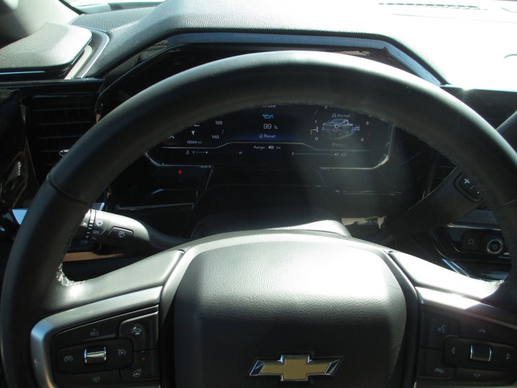 Used 2024 Chevrolet Silverado 3500 LTZ w/ LTZ Convenience Package AWD/4WD image 34