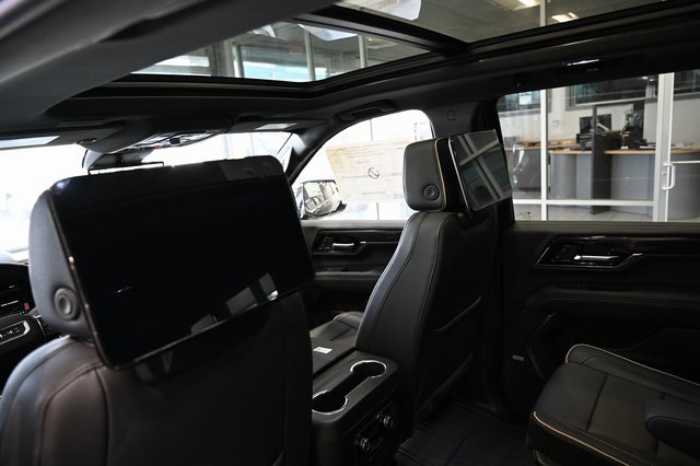 New 2026 GMC Yukon XL Elevation w/ Elevation Premium Package image 21