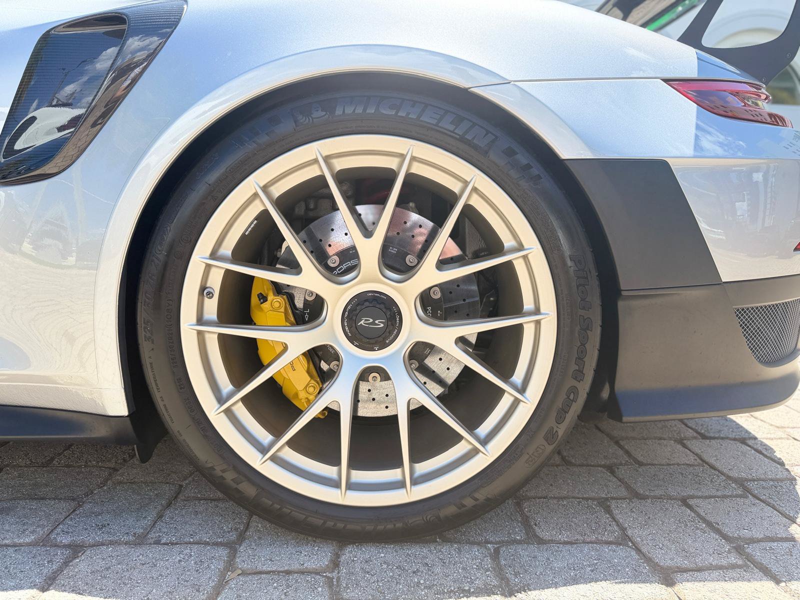 Used 2018 Porsche 911 GT2 RS RWD image 36