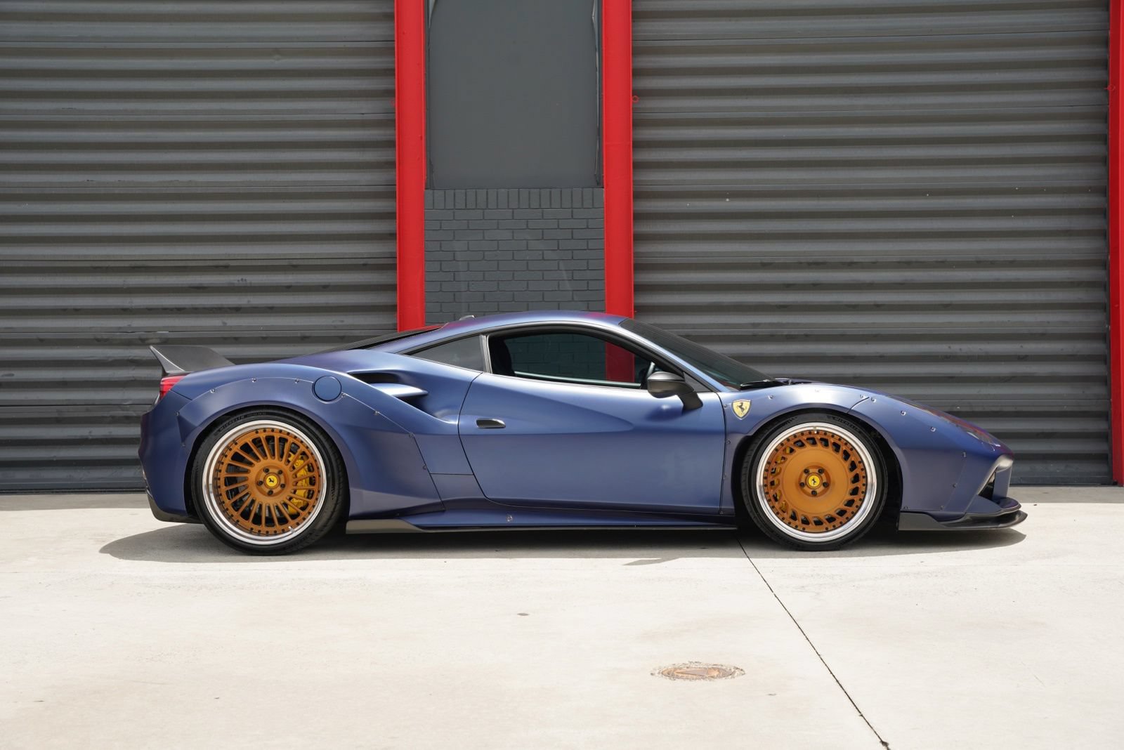 Used 2017 Ferrari 488 GTB RWD image 8