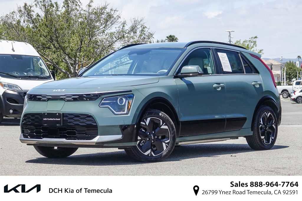 Certified 2023 Kia Niro Wind FWD image 1