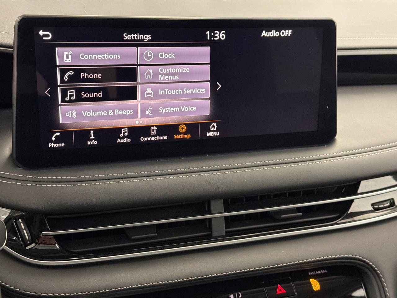 Used 2023 INFINITI QX60 Pure image 28