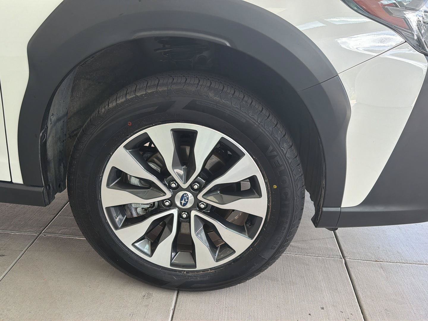 Used 2023 Subaru Outback Limited AWD/4WD image 11