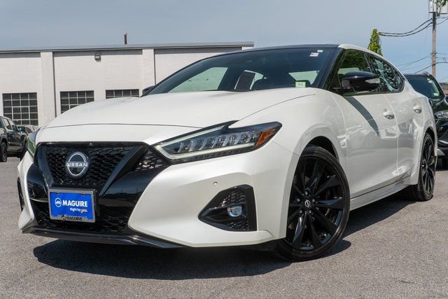 Certified 2023 Nissan Maxima SR w/ Sport Mat Group FWD image 1