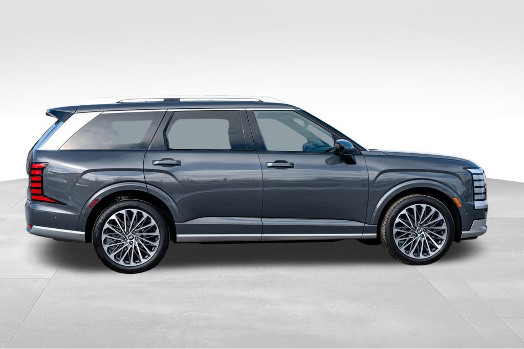 Used 2026 Hyundai Palisade Calligraphy image 9