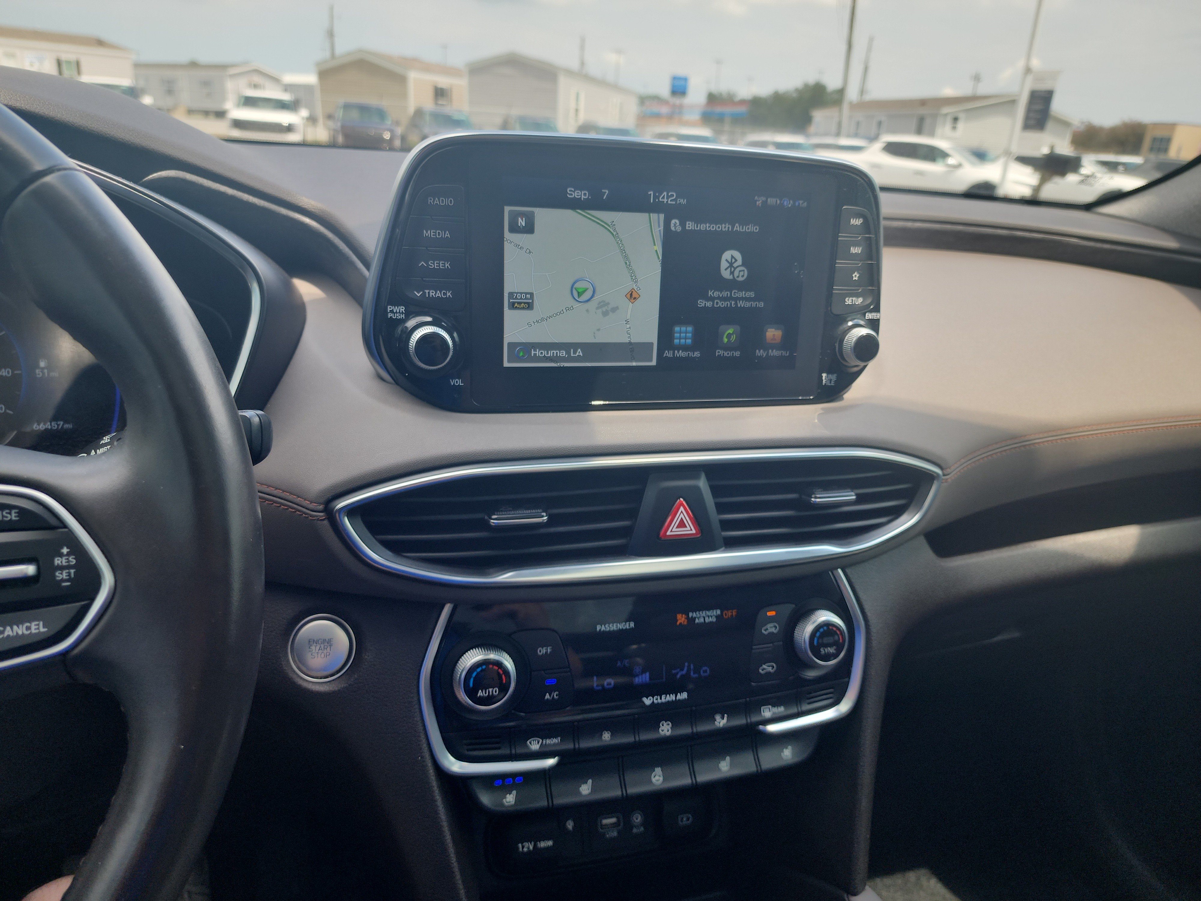 Used 2019 Hyundai Santa Fe FWD image 30