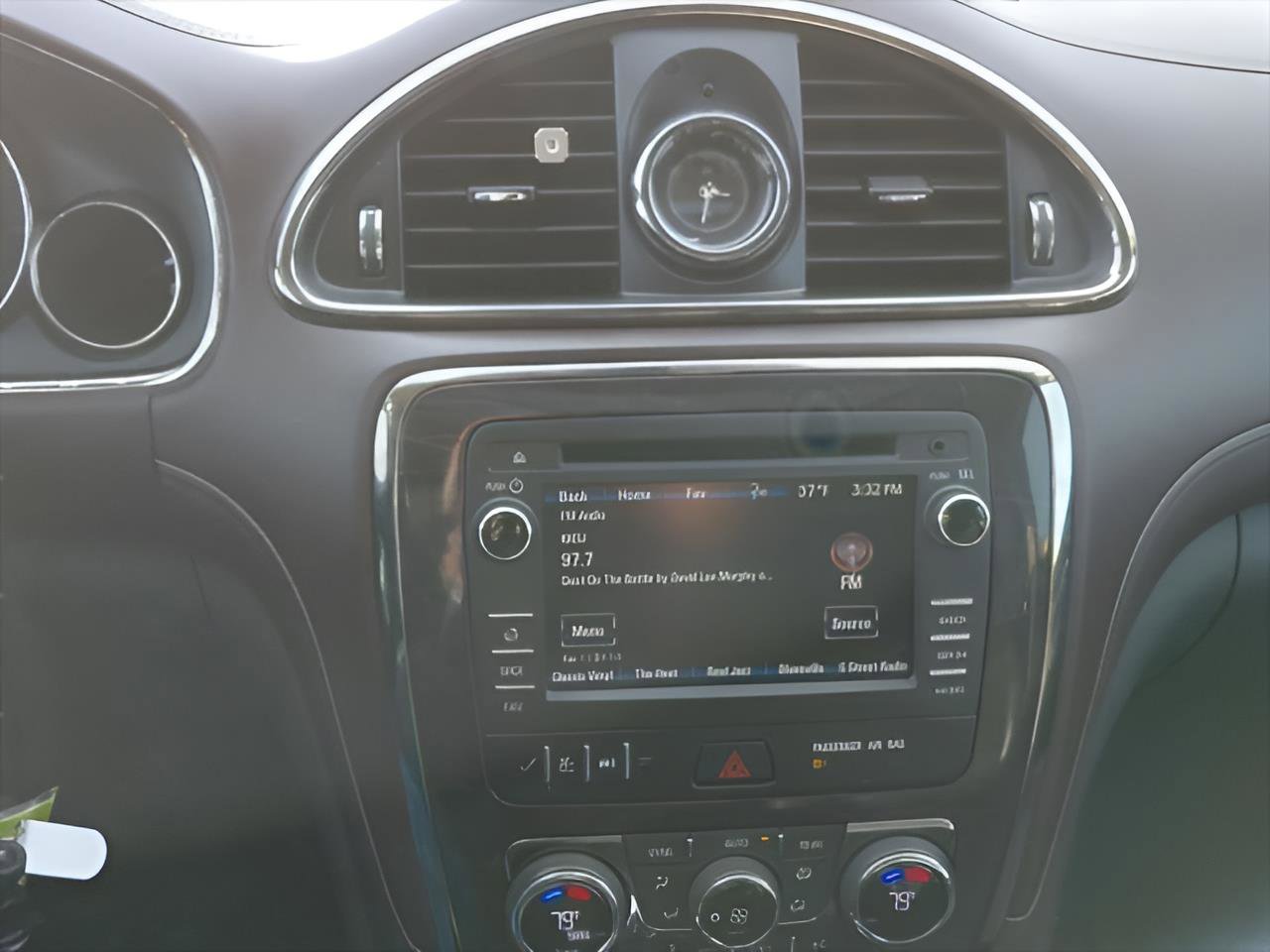 Used 2016 Buick Enclave Leather image 27