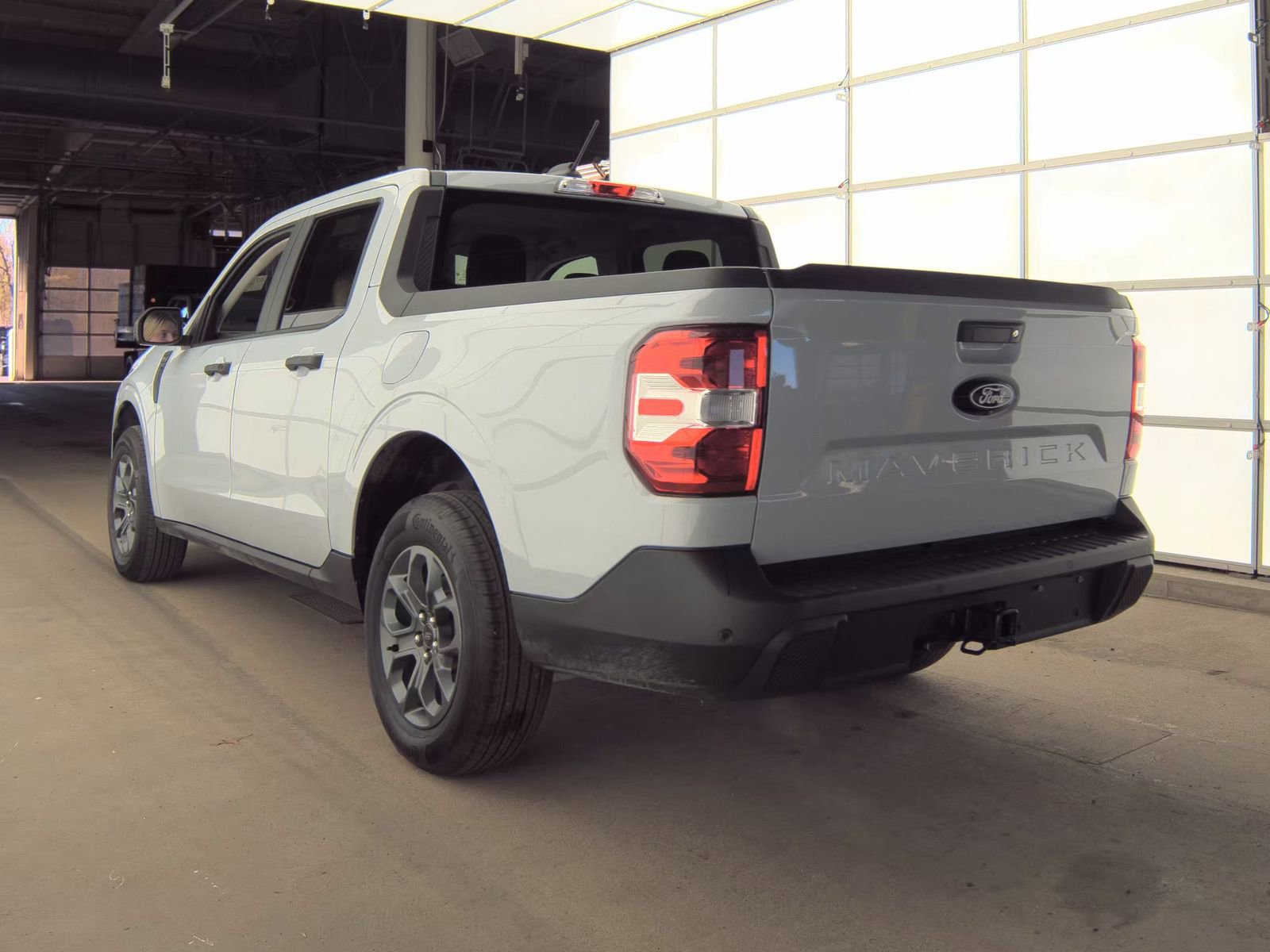 Used 2025 Ford Maverick XLT w/ Equipment Group 301A AWD/4WD image 19