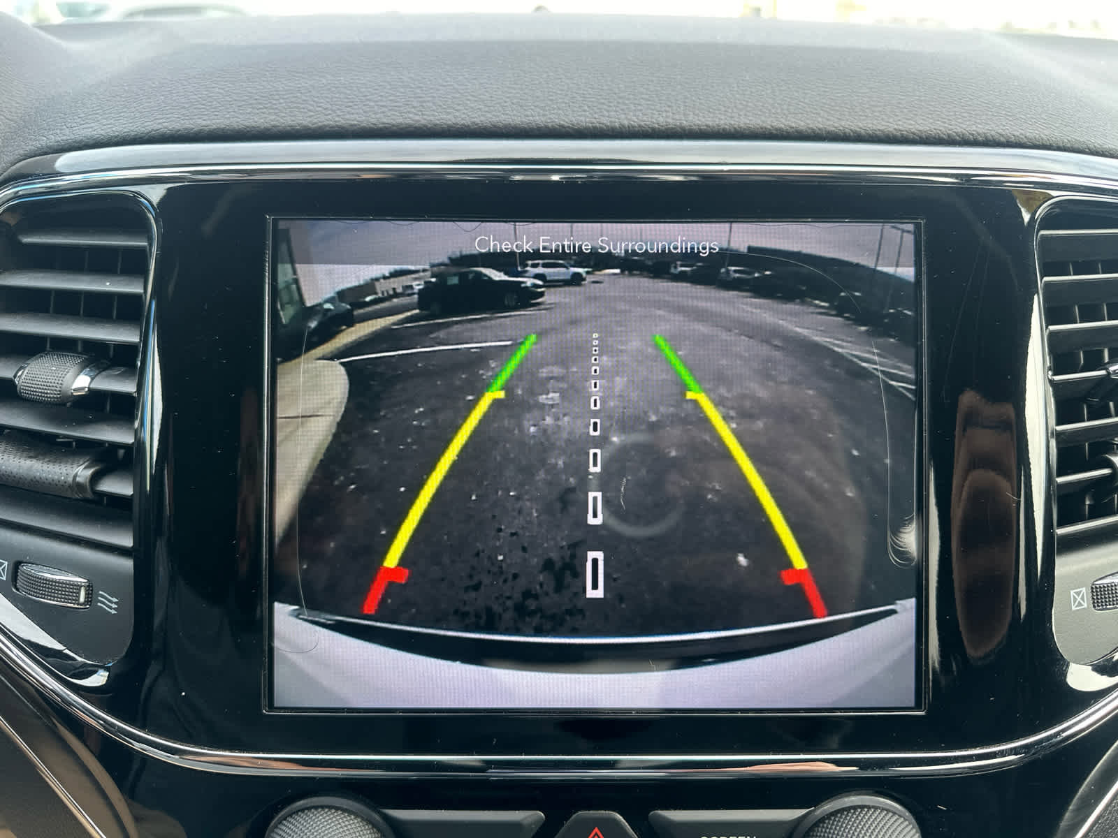 Used 2019 Jeep Grand Cherokee Limited image 35