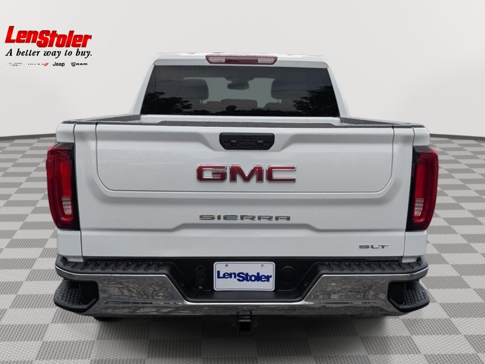 Used 2025 GMC Sierra 1500 SLT AWD/4WD image 4
