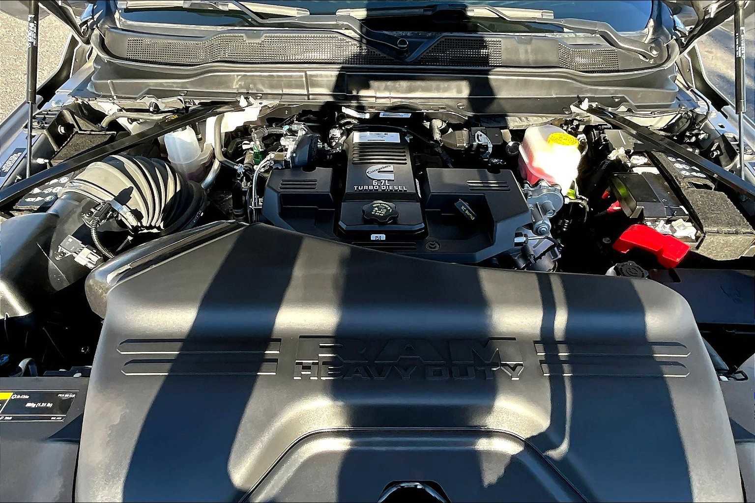 Used 2024 RAM 2500 Laramie w/ Safety Group image 9