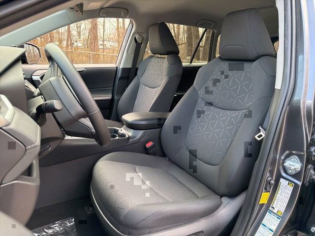 Used 2021 Toyota RAV4 XLE w/ XLE Grade Weather Package image 16