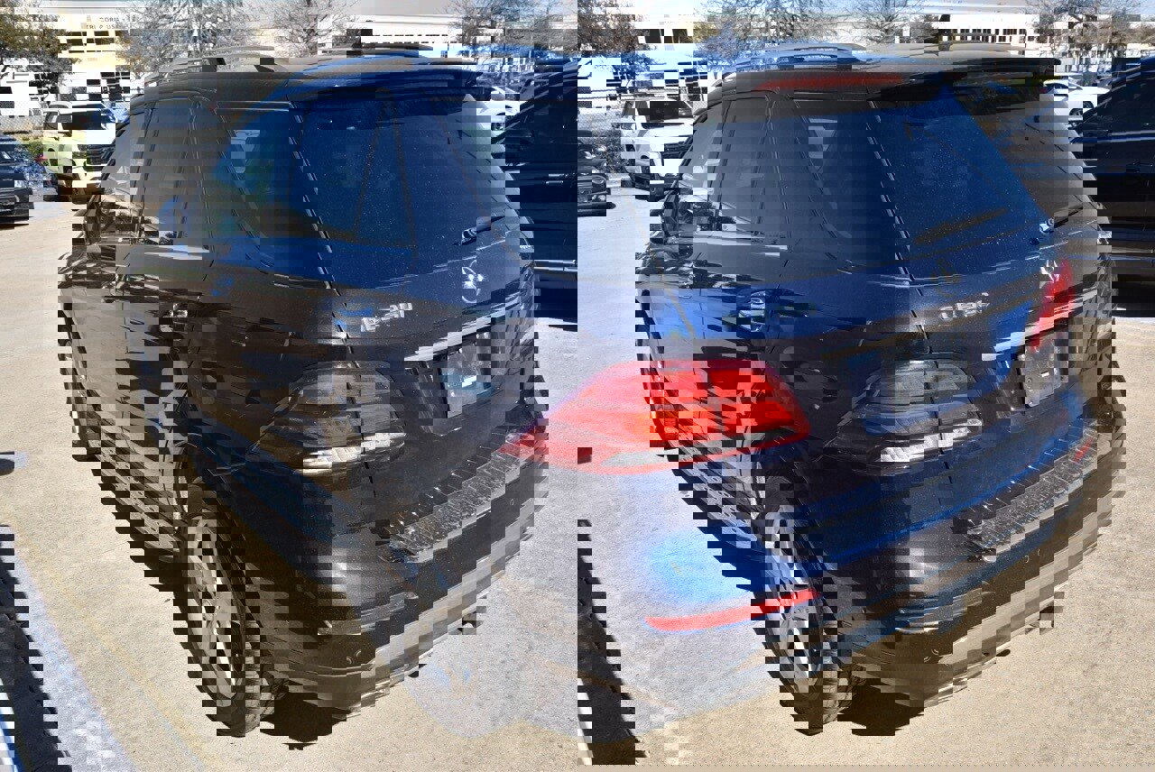 Used 2017 Mercedes-Benz GLE 350 4MATIC image 9