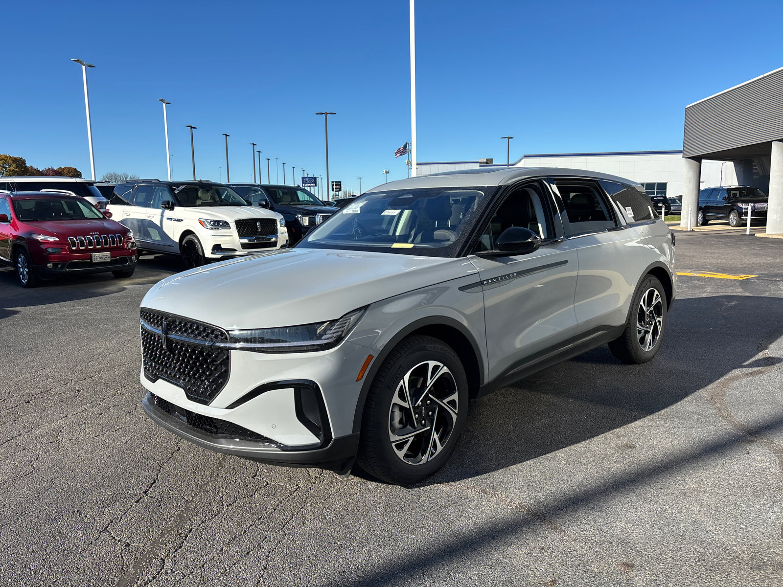 New 2026 Lincoln Nautilus Premier w/ Equipment Group 102A image 3