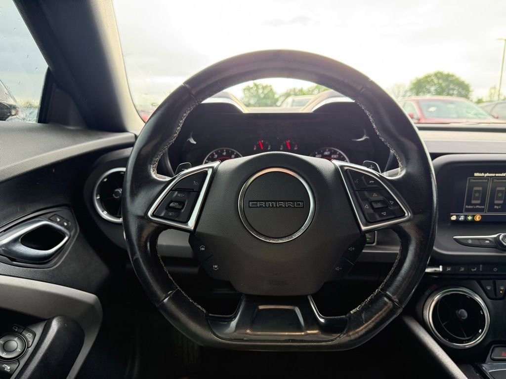 Used 2019 Chevrolet Camaro LT RWD image 13