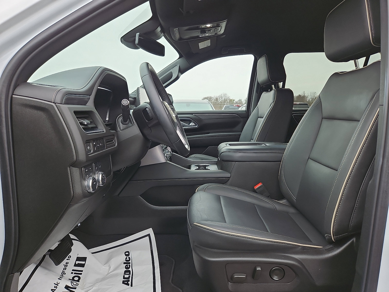 Certified 2024 GMC Yukon XL SLT image 13