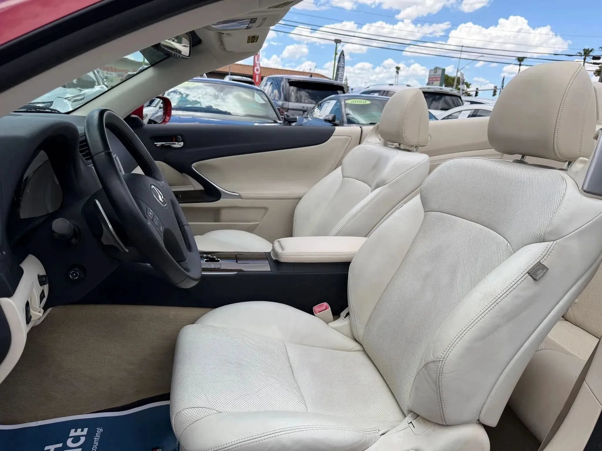 Used 2010 Lexus IS 250C RWD image 15