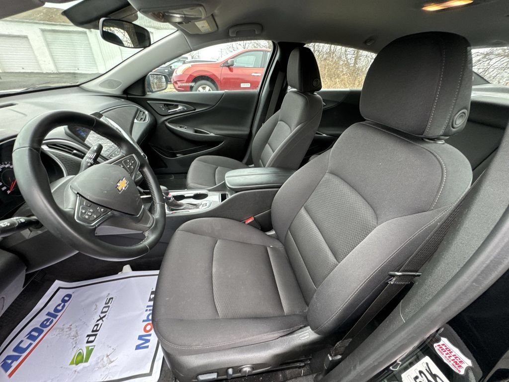Used 2024 Chevrolet Malibu LT w/ Midnight Edition FWD image 10