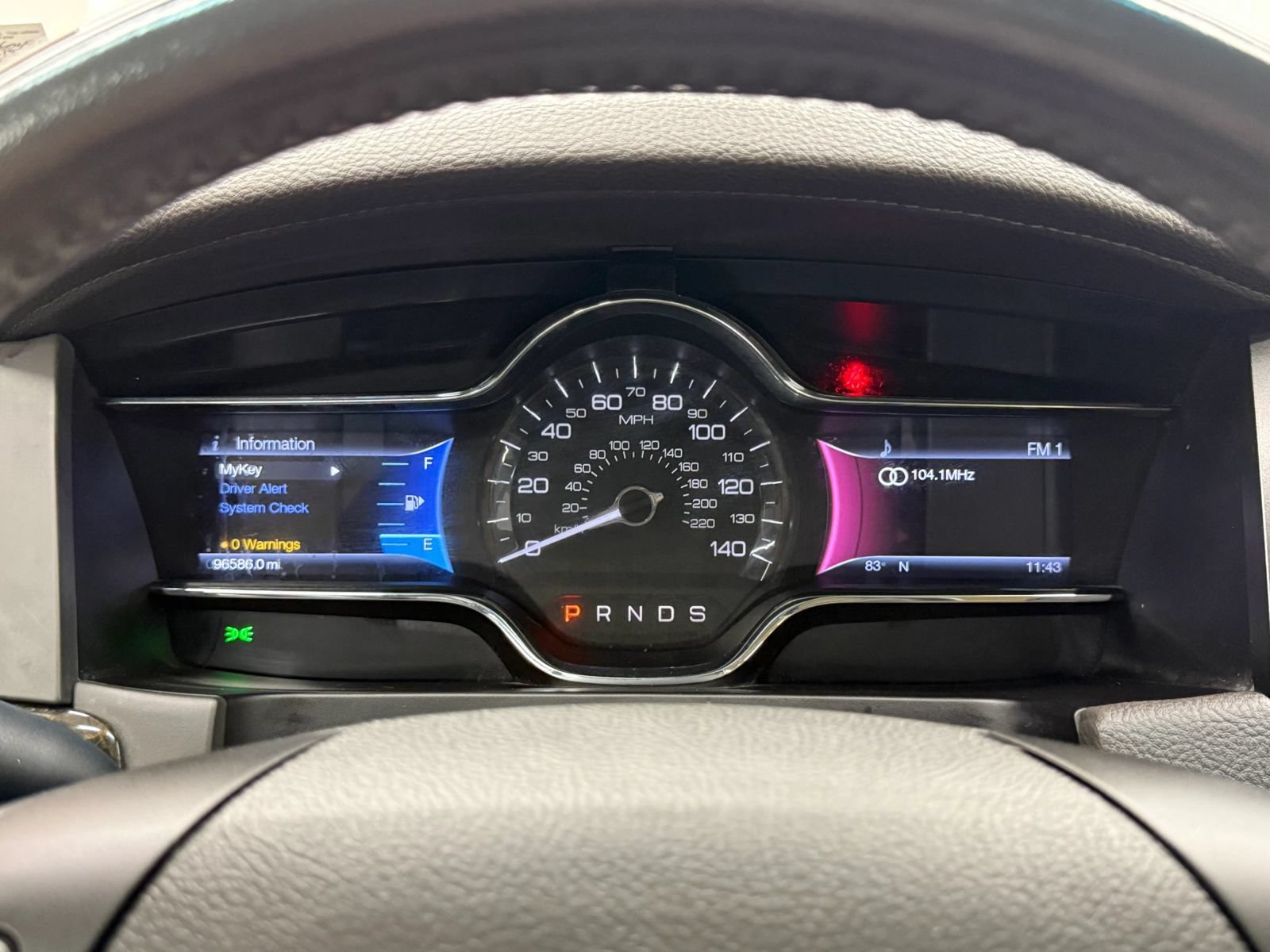 Used 2013 Lincoln MKS AWD image 30