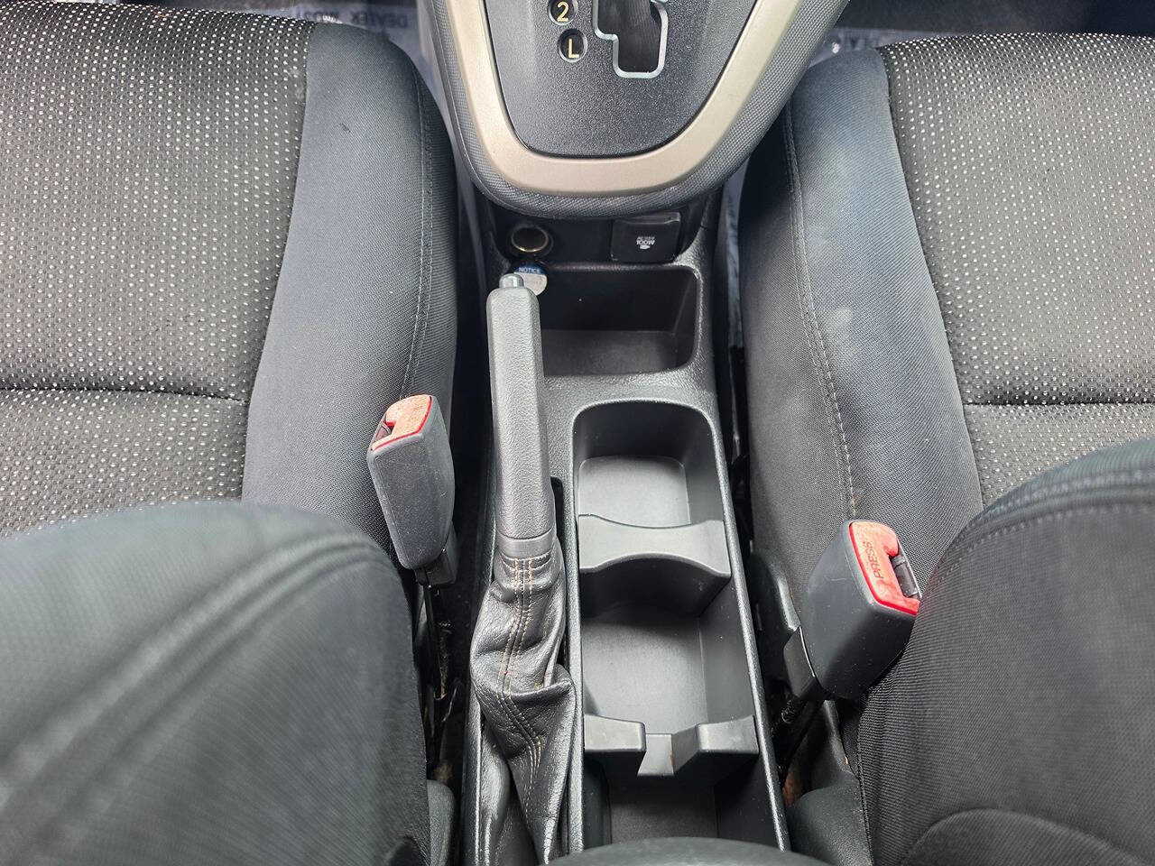 Used 2009 Pontiac Vibe w/ Preferred Package FWD image 41