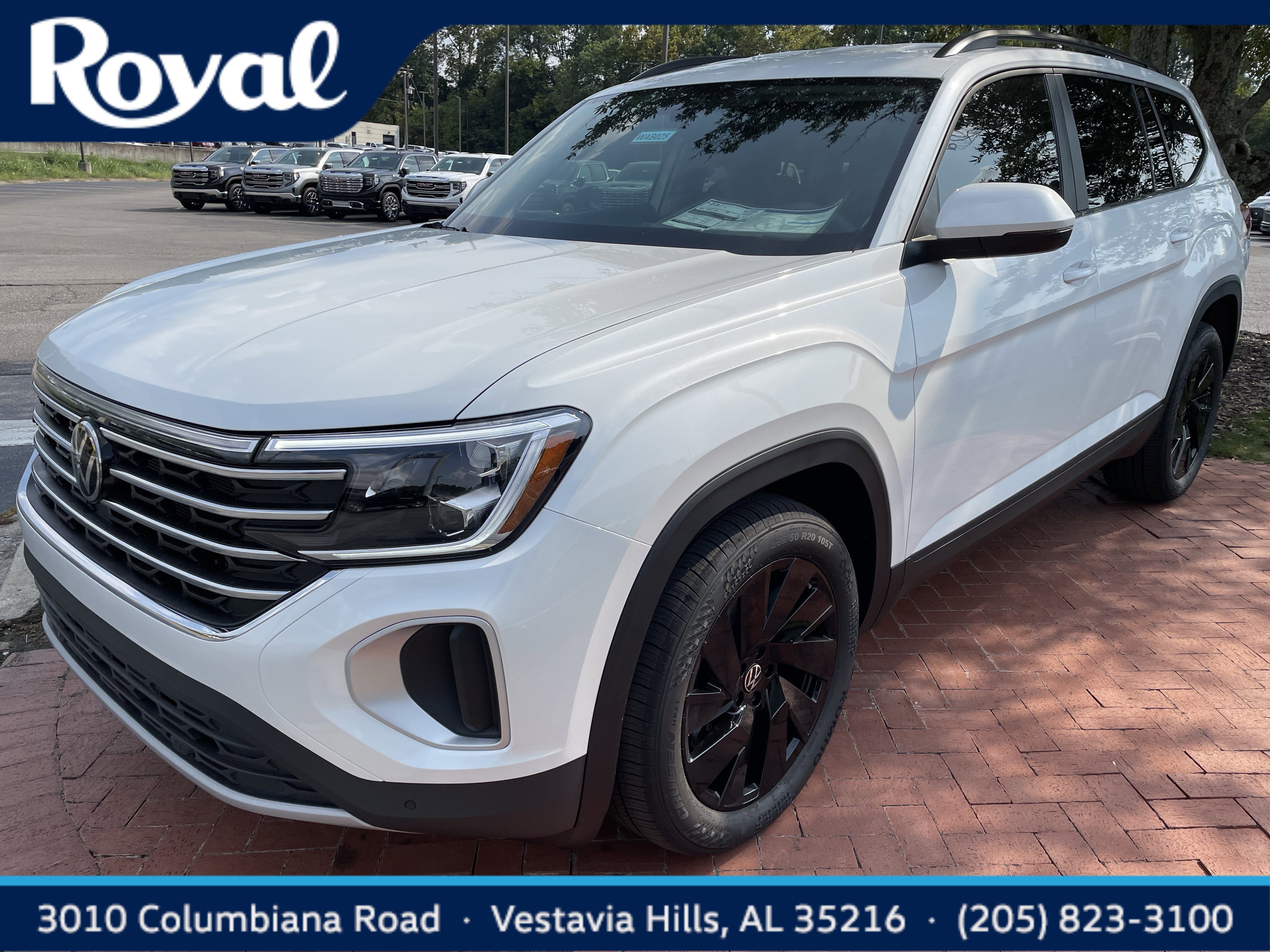 New 2026 Volkswagen Atlas SE image 1